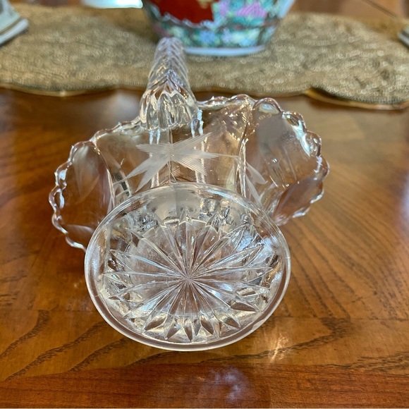 Vintage Duncan & Miller Clear Etched Crystal Cut Glass Brides Basket, Scalloped - Picture 5 of 8